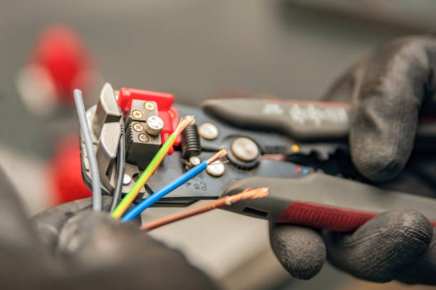 Best Licensed Electrician  in Hominy, OK